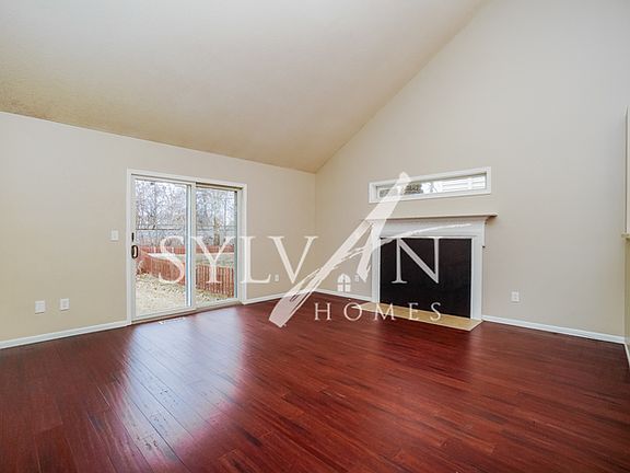 3rd image of 8653 Smokey Hollow Dr