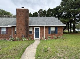 4134 Bridge Ct, Winterville, NC