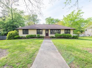 302 Hillside Dr, Starkville, MS 39759