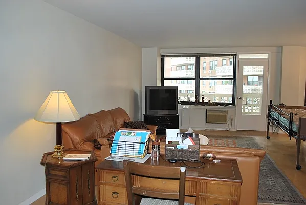 Sold by S&S Ocean Bay Properties | media 19