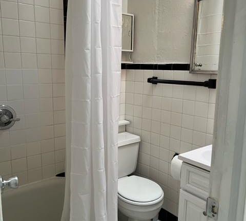 4th image of 1515 80th St Floor 1