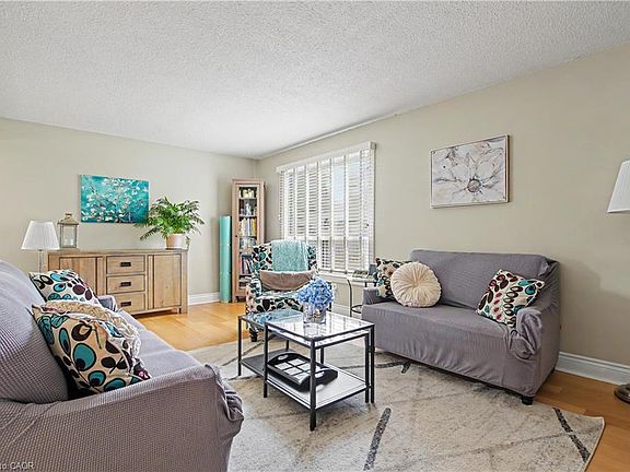 4th image of 661 Francis Rd #4