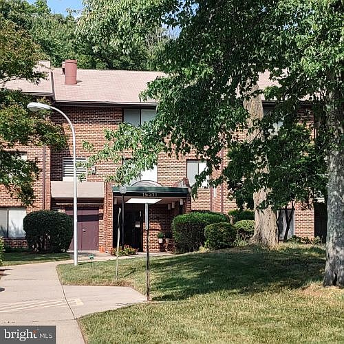 1st image of 15311 Beaverbrook Ct #90-2H