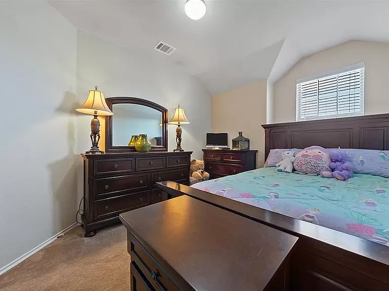 1701 Twin Hills Way — Photo 11