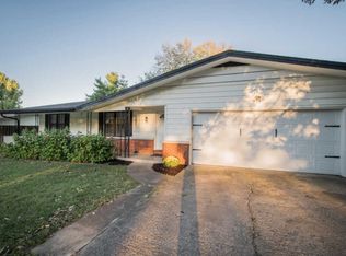 426 N Burton Ave, Springfield, MO 65802