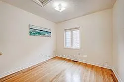 166 Bur Oak Ave — Photo 18