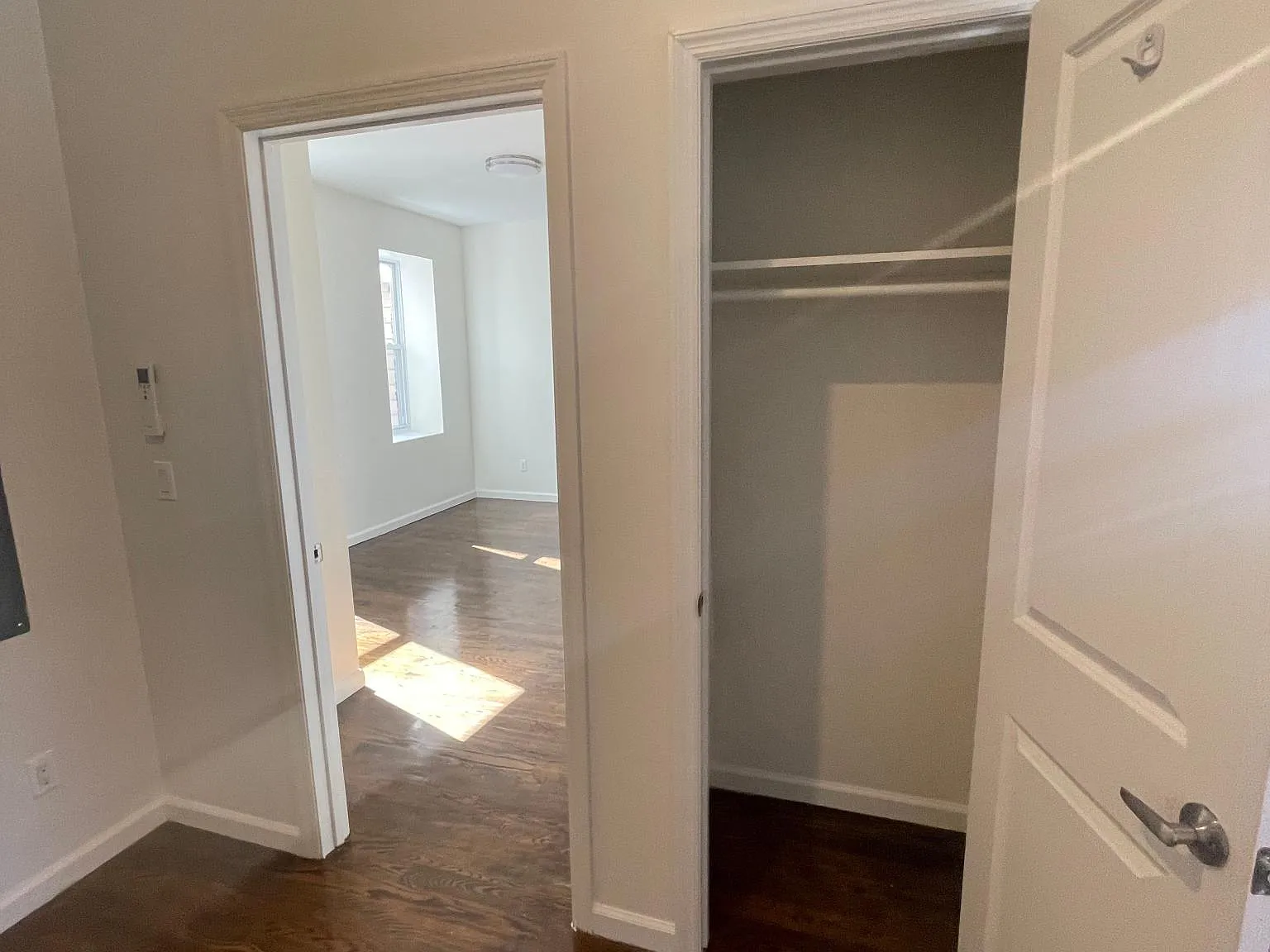 2 bed, $2,123 — Photo 4