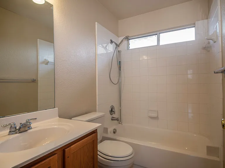 518 Reba — Photo 21
