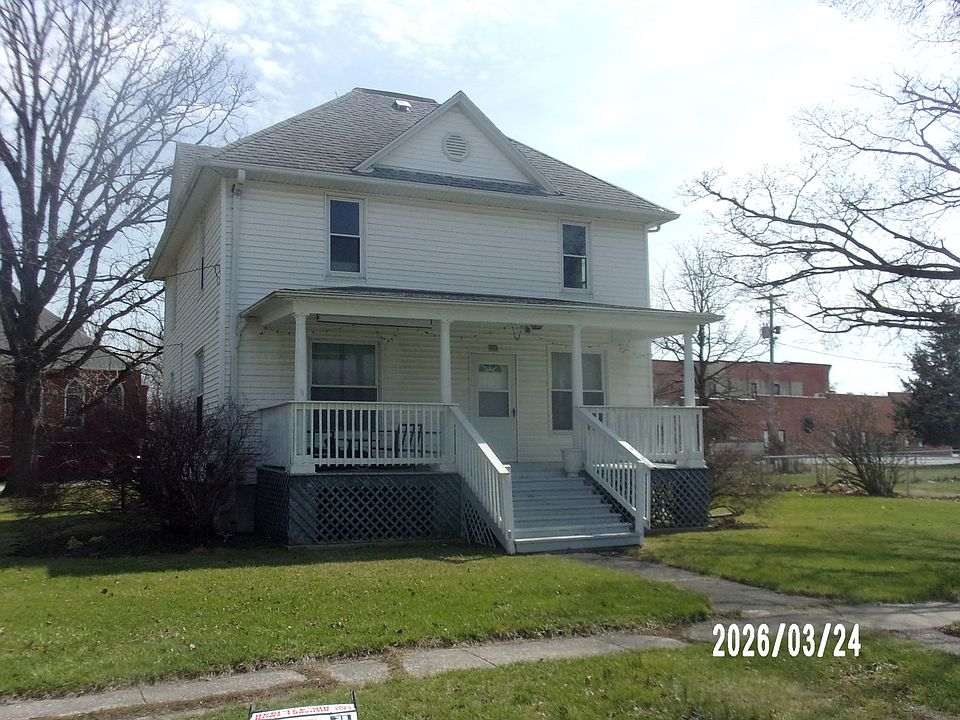 1st image of 107 N Chicago St