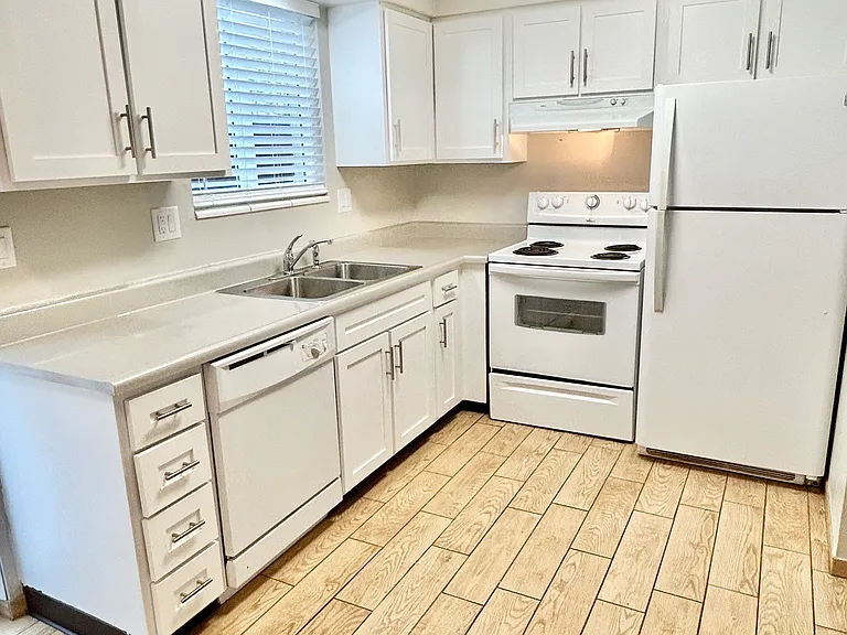 Experience culinary delight in this modern, beautifully crafted kitchen space. Experience culinary delight in this modern, beautifully crafted kitchen space.
