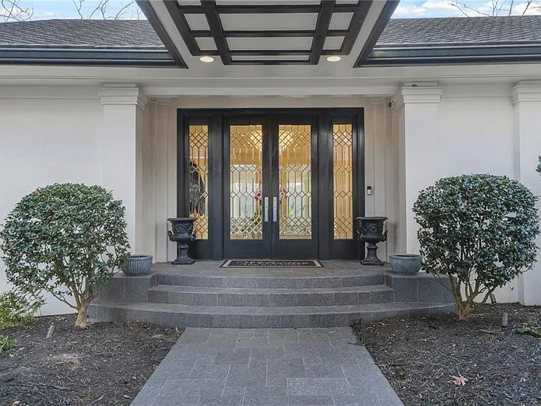 7 Whitewater Trl NW — Photo 3