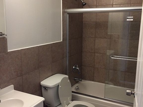 5th image of 347 Pleasant Ave APT 2A