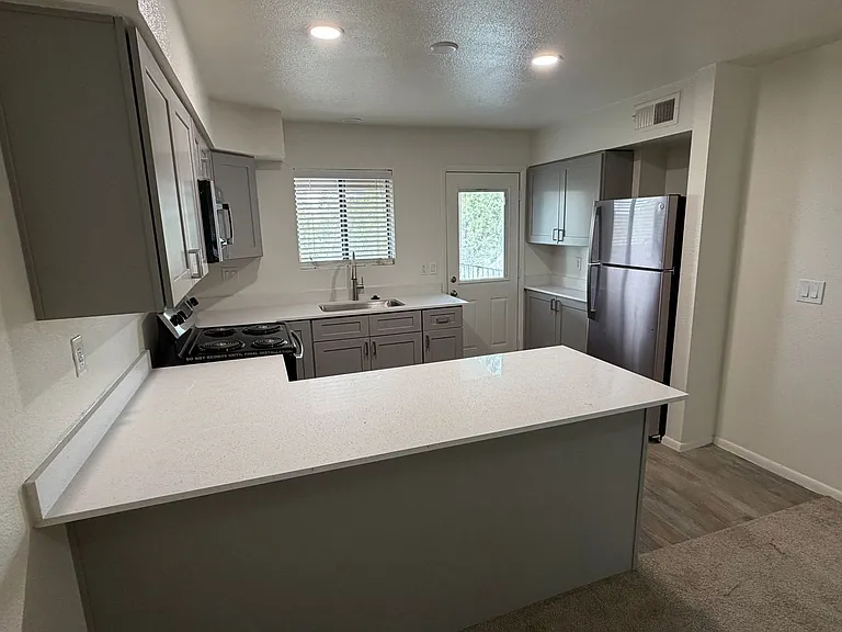 Shadowbrook Apartments-Scenic Living in Sedona — Photo 79