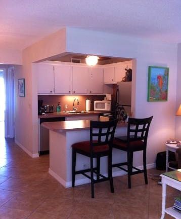 4th image of 610 Horizons E APT 207