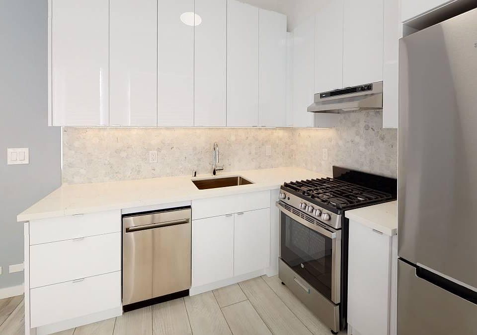 1st image of 810 Eddy St APT 603
