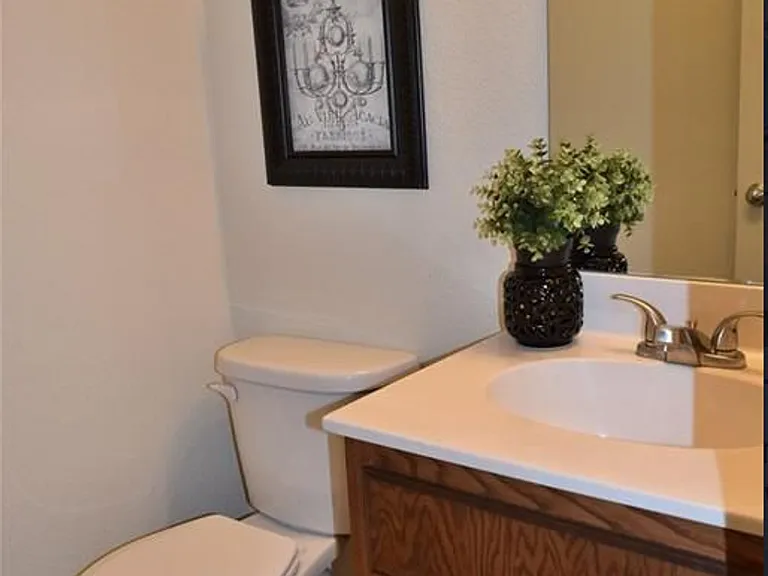 2711 Tara Dr — Photo 13