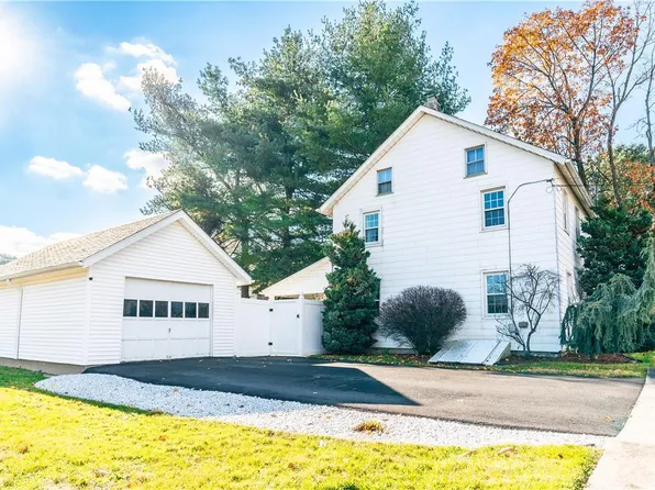 136 Madison St, Freemansburg, PA 18017