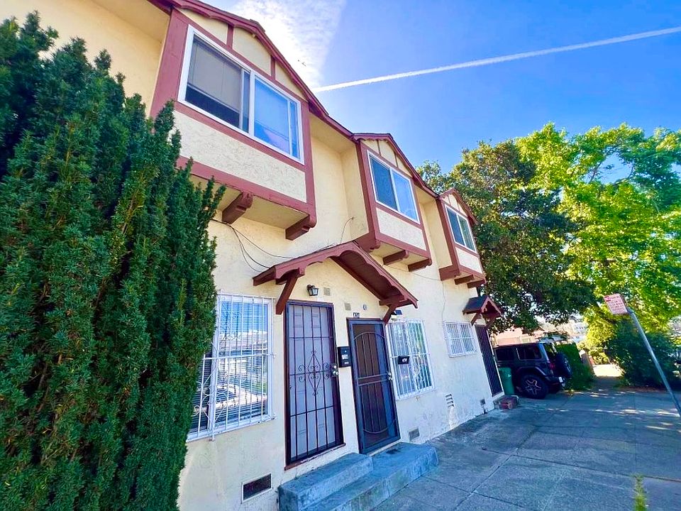 1st image of 474 Van Dyke Ave