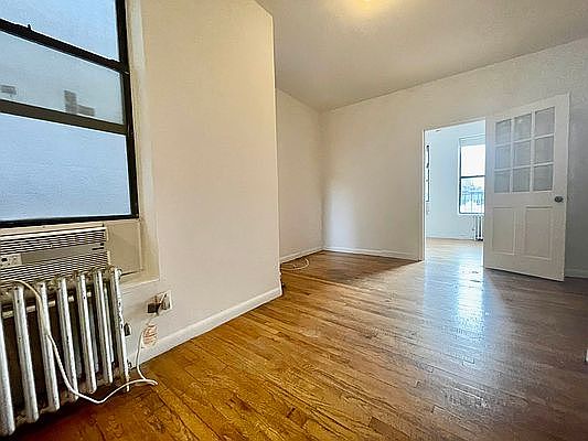 4th image of 357 W 54th St APT 52