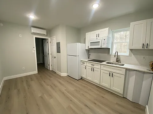 16 S 40th St #1 Photo 1