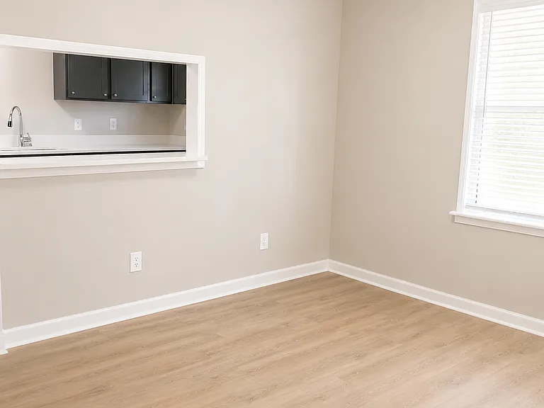 5028 Acorn Dr — Photo 5