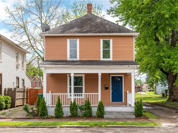 1015 Maiden Ln, Springfield, OH 45504