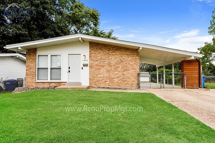 1st image of 1065 Saint Anthony Ln