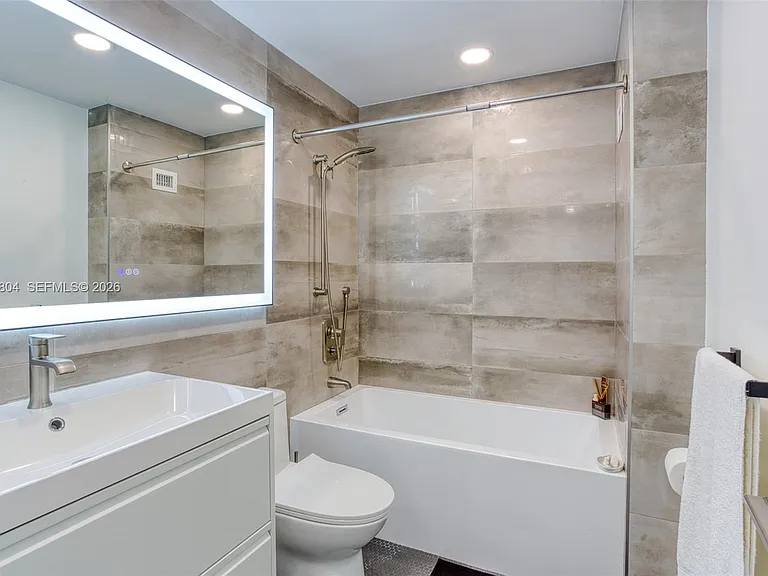 1500 S Ocean Dr #PHE — Photo 15