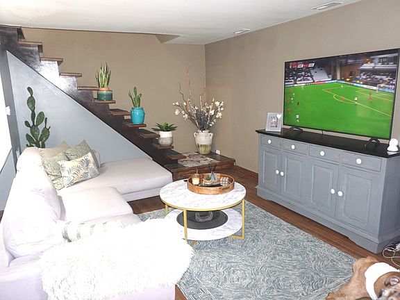 2nd image of 1112 Cove Dr