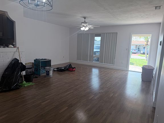 3rd image of 7758 Indigo St APT 1