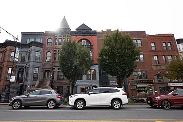 Rented by Silver Line Realty Group NY LLC