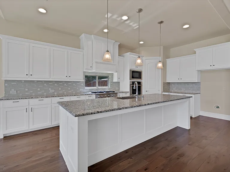 2600 Fairhill Ln — Photo 14