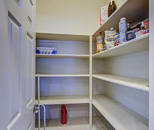 2nd image of 6512 W Congressional Way