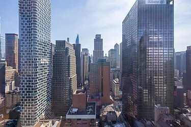 Rented by R New York