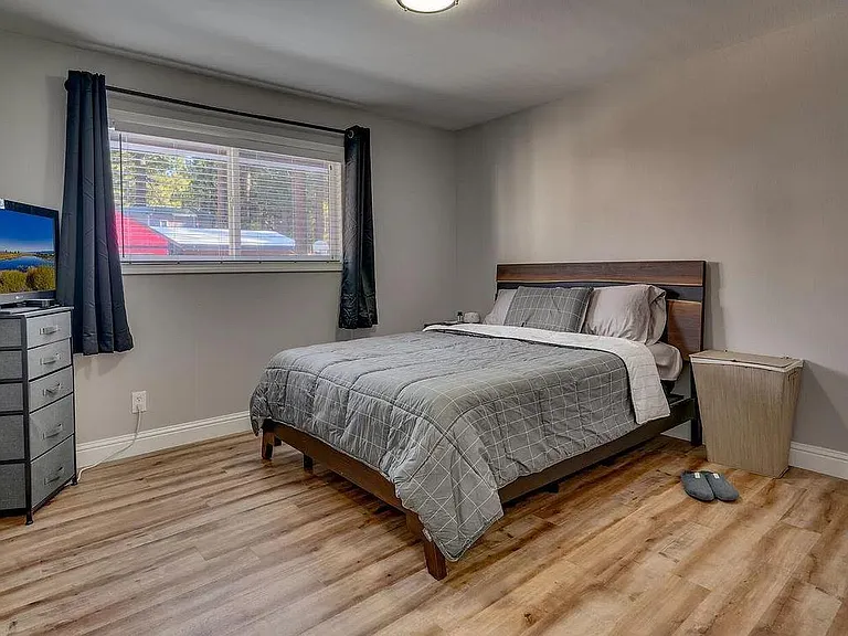 3689 Larch Ave #1 — Photo 8