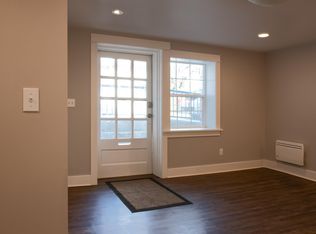 705 SE 61st Ave #B, Portland, OR 97215