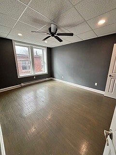 4th image of 616 Clinton St