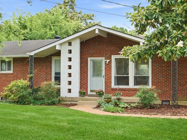 5004 W Durrett Dr, Nashville, TN 37211