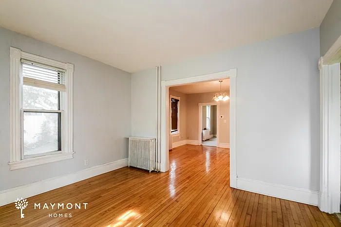 3 bed, 1.5 bath, 1258 sqft, $2,845 — Photo 2