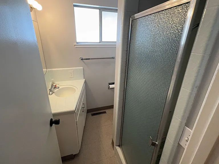 11586 S Smith Ave — Photo 12