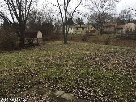 3rd image of 6656 Wembley Ct