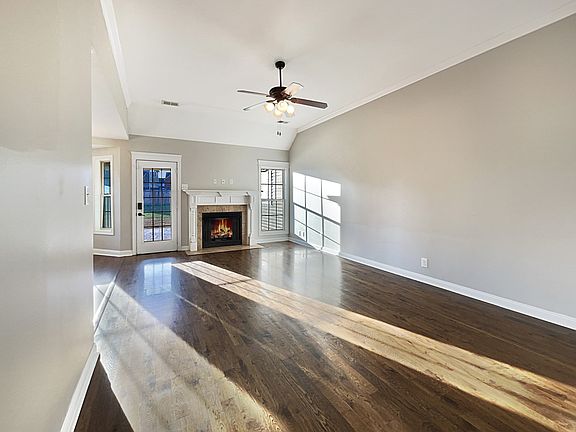 3rd image of 1792 Autumnwood Blvd