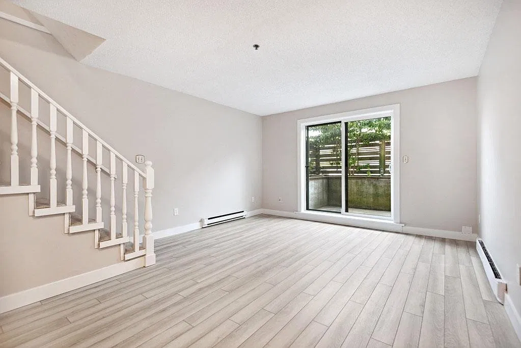 2 bed, 800 sqft, $3,190 — Photo 4