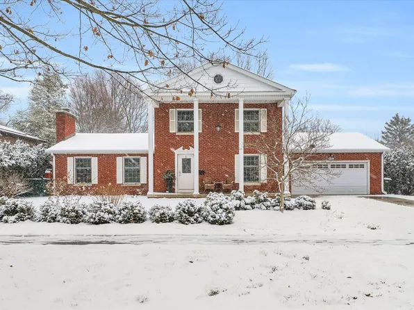 2120 S Vine St, Urbana, IL 61801