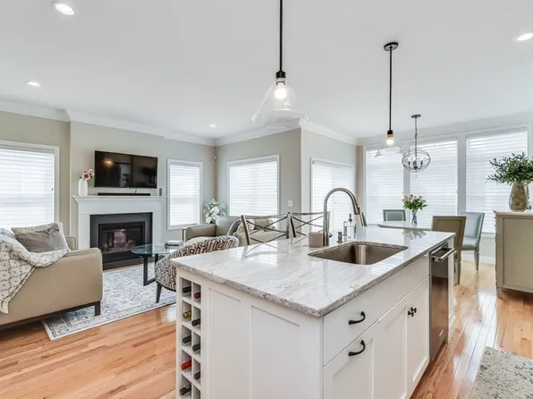 2 Hornbeam, Plymouth, MA 02360
