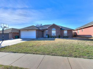 8808 NW 85th Pl, Oklahoma City, OK 73132