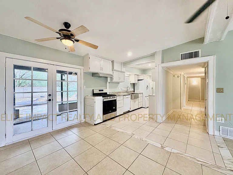 4740 E Melissa St — Photo 9