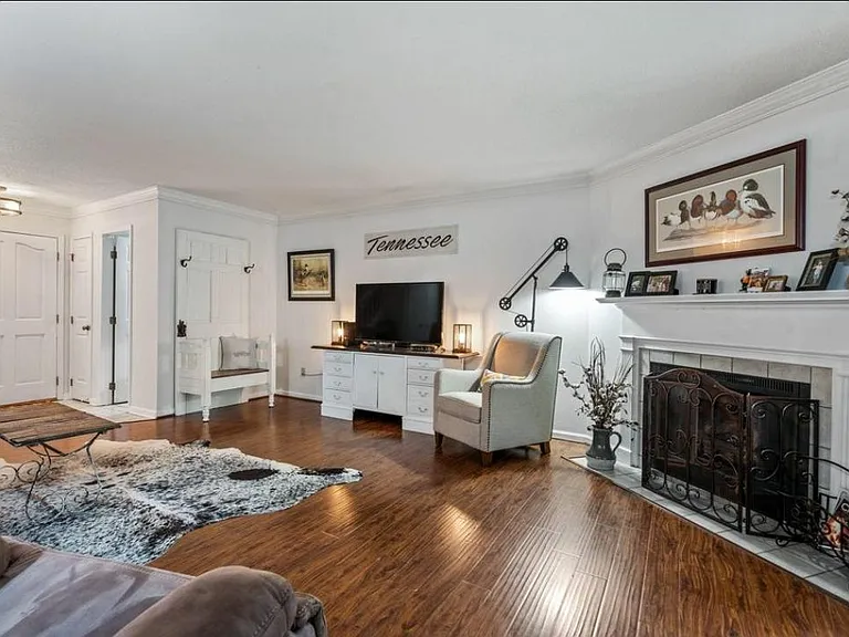 2163 Vaden Village Dr — Photo 3