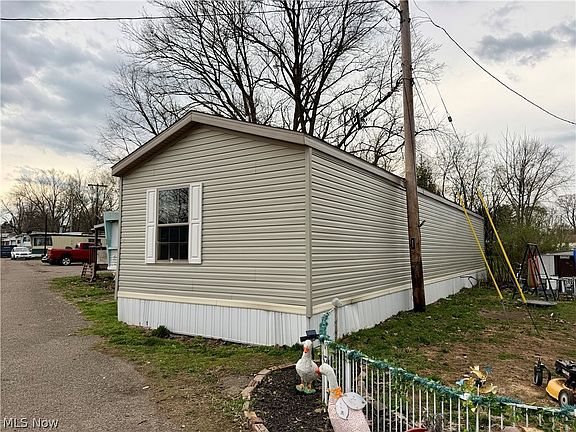 2nd image of 2606 Lincoln Way W #53