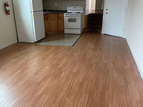 5th image of 1538 N 18th St #3